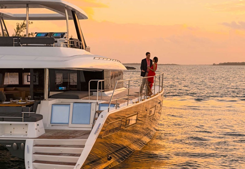 2-Hour Romantic Sunset Cruise with Sushi and Drinks